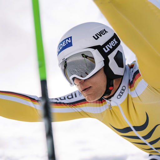 [B8494] Uvex Invictus FIS Helmet